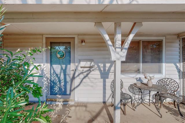 Building Photo - 515 Stonewall Dr