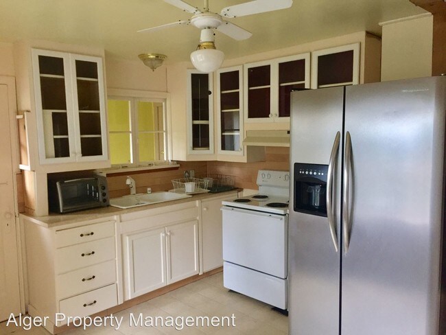 Foto del edificio - 10013 Brush Arbor Ln NW