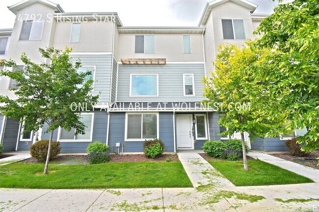 Foto del edificio - Gorgeous 3 Bedroom Bluffdale Townhome! No ...