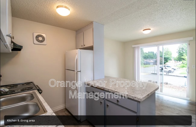 Building Photo - 4046 S 31st St