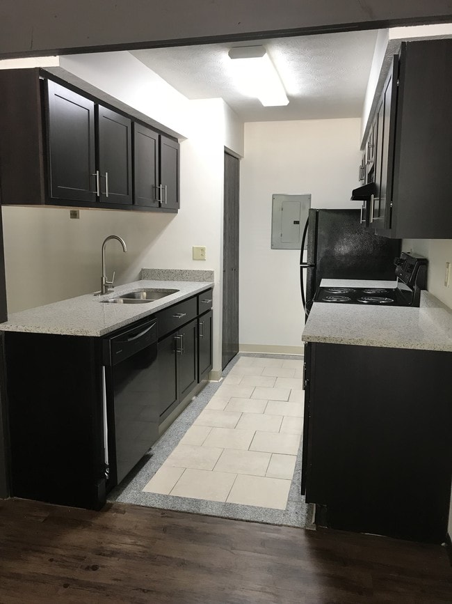 Foto del edificio - Merriman Valley Apartments & Townhomes