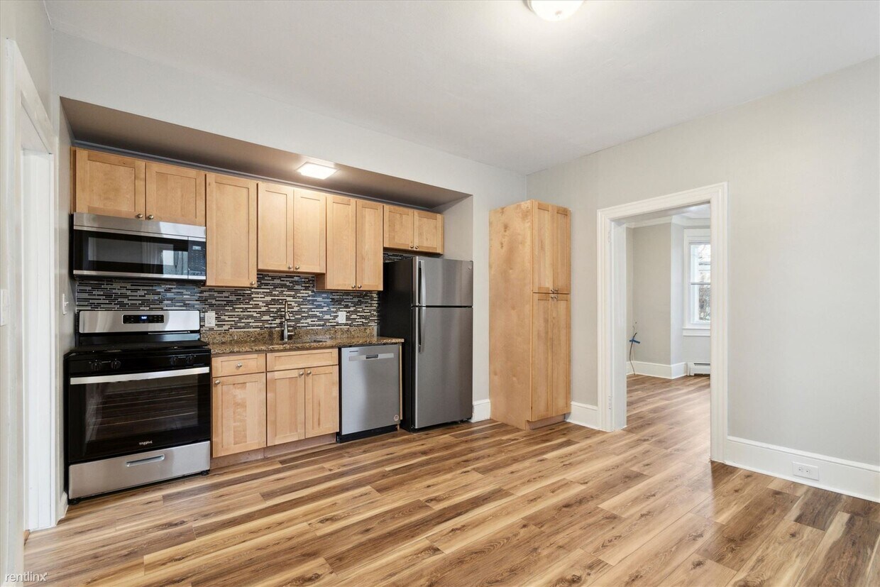 Primary Photo - 1 br, 1 bath Duplex - 171 S Harrison St Un...