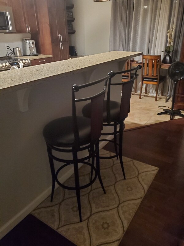 2311 Kent Des Moines Rd, Des Moines, WA 98198 Condo for Rent in Des