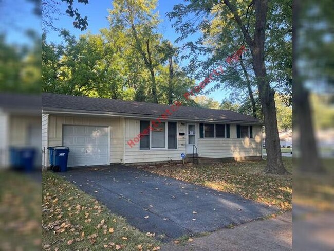 Building Photo - 6827 Knoll Ave.