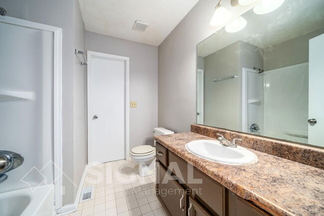 Building Photo - 1267 Magnolia Pl