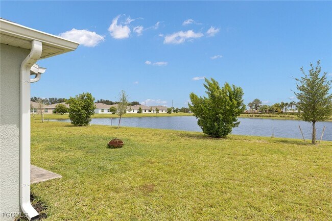 Foto del edificio - 3856 Treasure Oak Wy