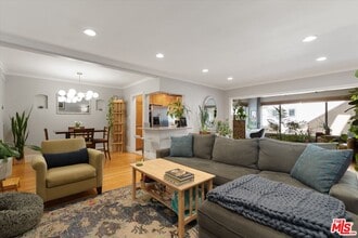 Building Photo - 14934 Dickens St