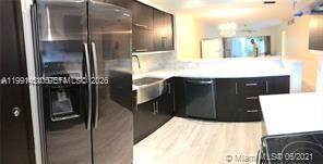 Foto del edificio - 1540 NE 191st St