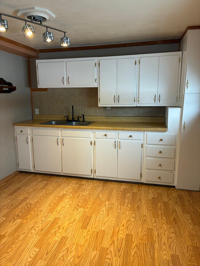 Foto del edificio - 305 Calder Ave