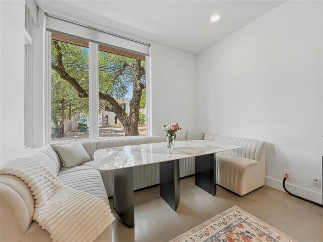 Foto del edificio - 2118 Brackenridge St
