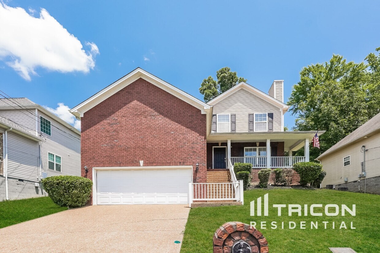 Primary Photo - 1664 Bridgecrest Drive Antioch TN