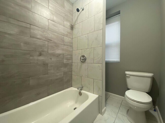 Foto del edificio - 59 N 61st St