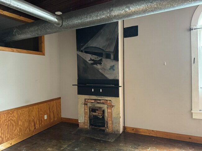 Building Photo - 30 Hartwell St