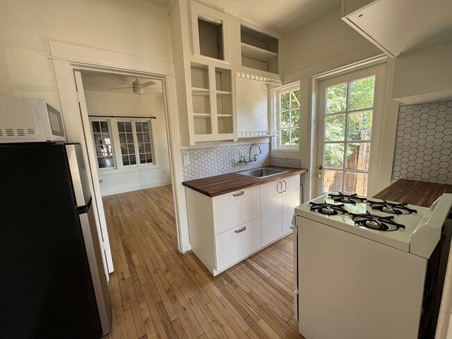 Photo - Coronado Historic District Duplex House