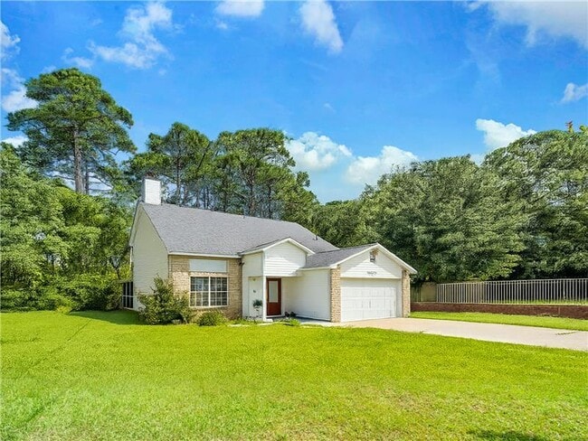 Building Photo - 1061 Quail Hollow Dr