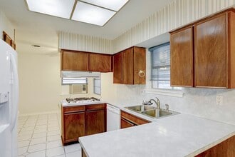 Building Photo - 7739 Kensico Rd