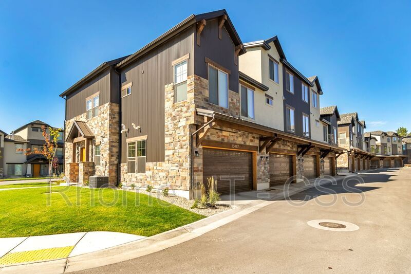 Foto principal - 10384 S Beetdigger Blvd
