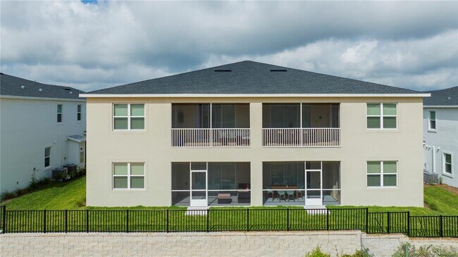 Building Photo - 1039 Splash Shot Pl