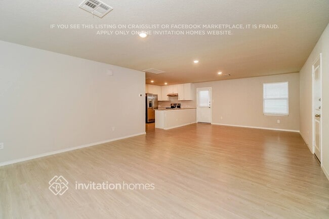 Building Photo - 131 Pasadena Pl