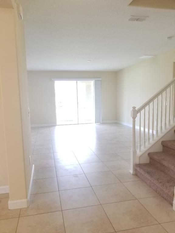 Foto del edificio - 15186 Evergreen Oak Loop