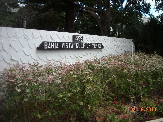 Foto del edificio - 1BR/1BA Newly Renovated Canal front Condo on Venice Island