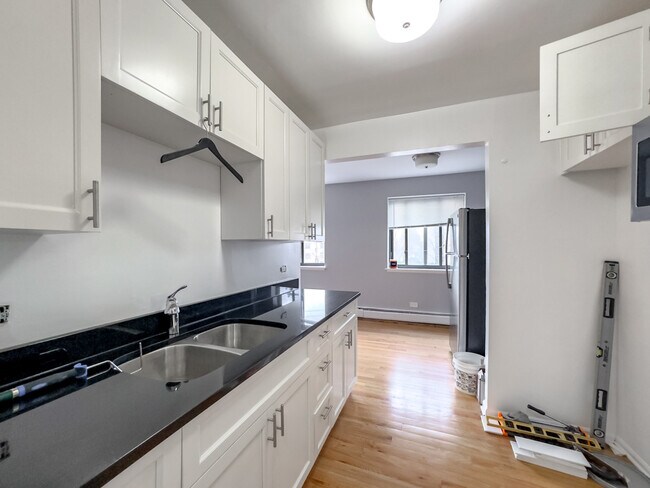 Foto del edificio - 6954 N Sheridan Rd