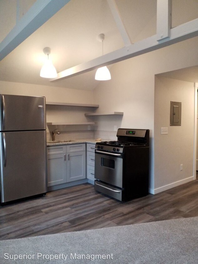Foto principal - 1004 S Elder St