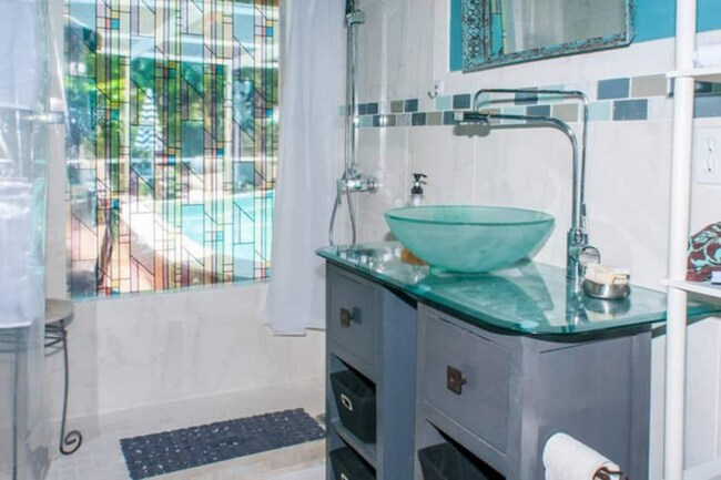 Foto del edificio - 1719 Shenandoah St