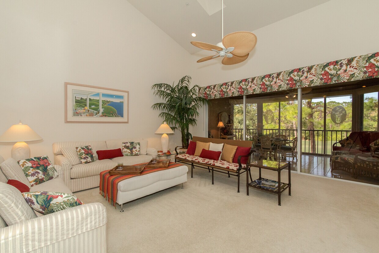 Foto principal - 26290 Devonshire Ct