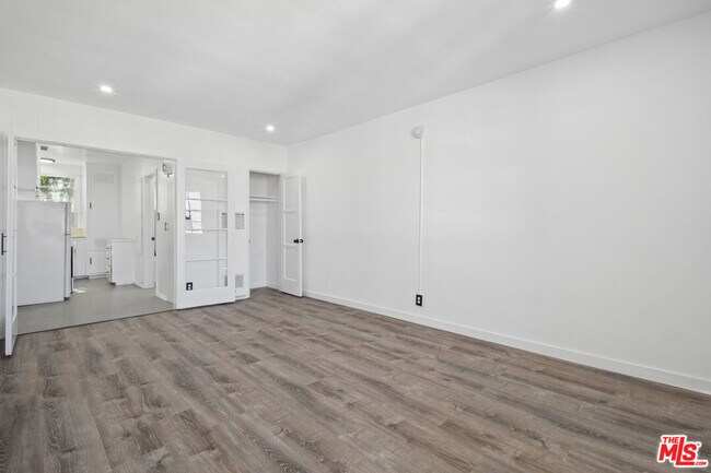 Foto del edificio - 4010 Los Feliz Blvd
