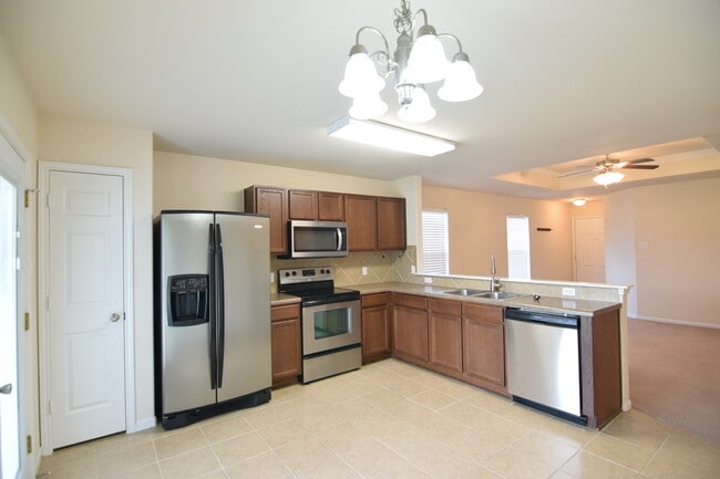 Building Photo - 29 McGugan Ln