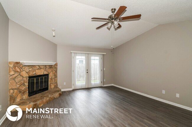 Foto del edificio - 12461 Hickory Hollow Dr