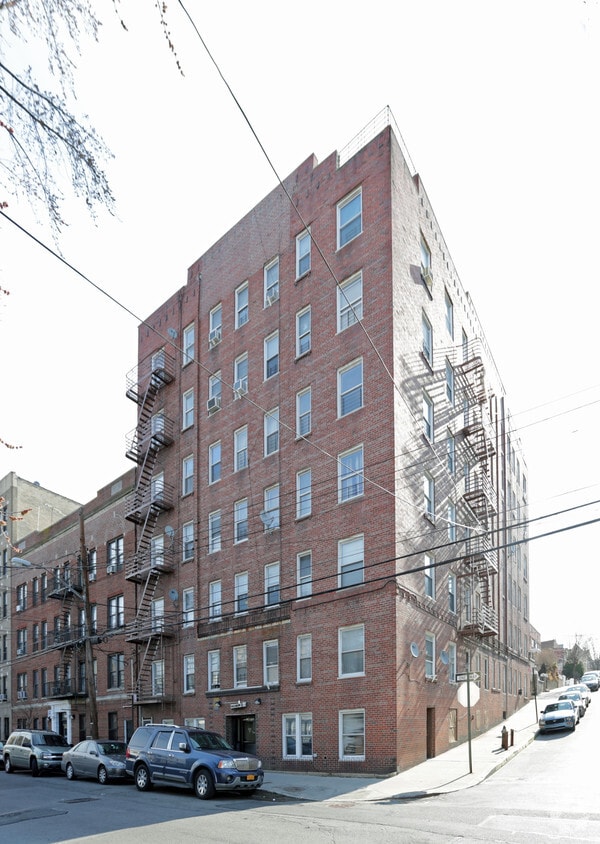 Primary Photo - 4026 Carpenter Ave