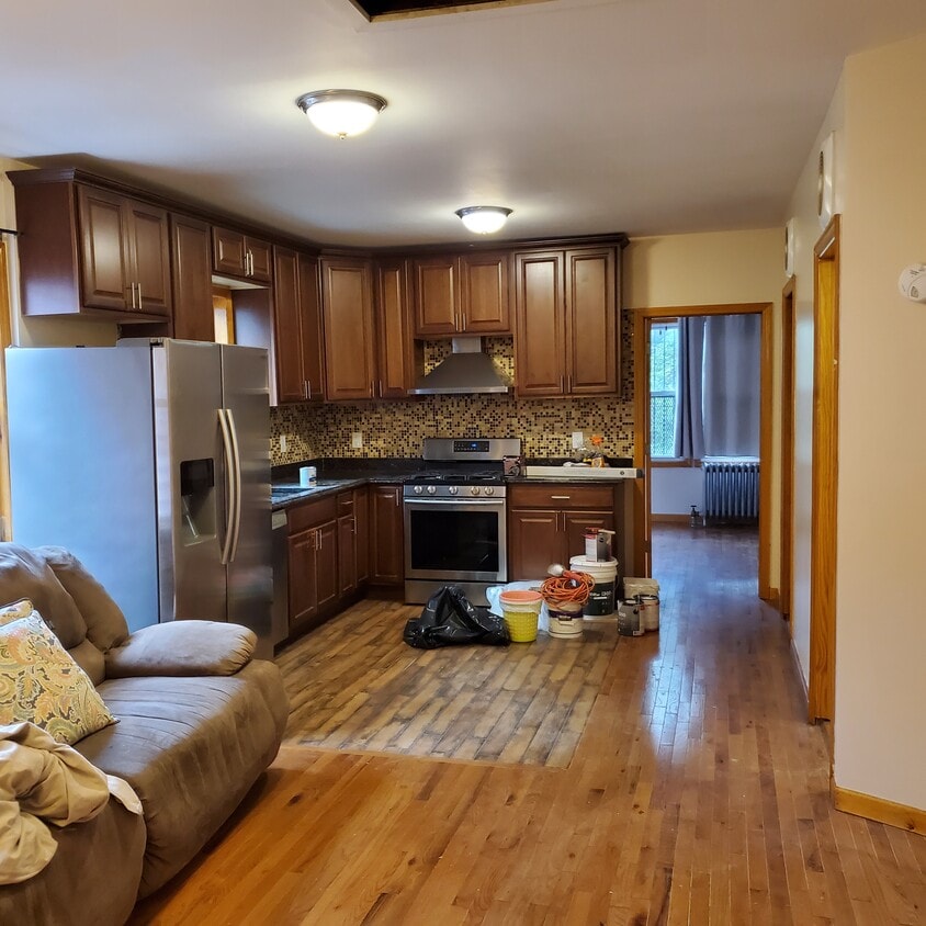 8417 Cuthbert Rd, Kew Gardens, NY 11415 House Rental in Kew Gardens, NY