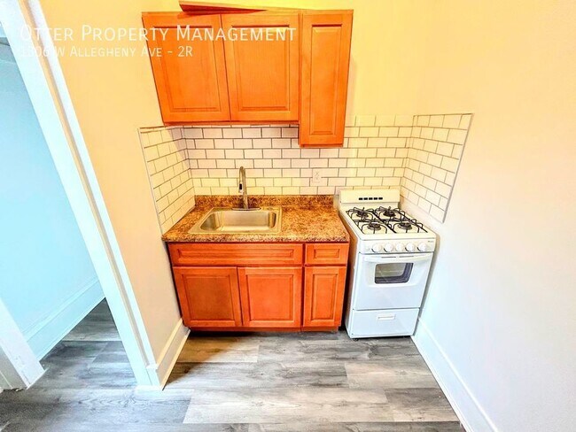 Foto del edificio - Spacious North Philly Studio near Shopping...