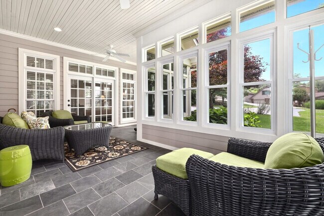 Building Photo - 18440 Ponderosa Dr