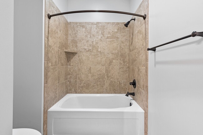 Bathroom - The Gateway Village