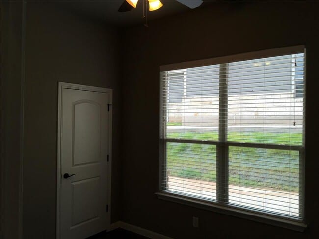 Building Photo - 200 Mauna Kea Ln