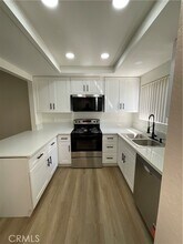 Building Photo - 470 S Ranch View Cir