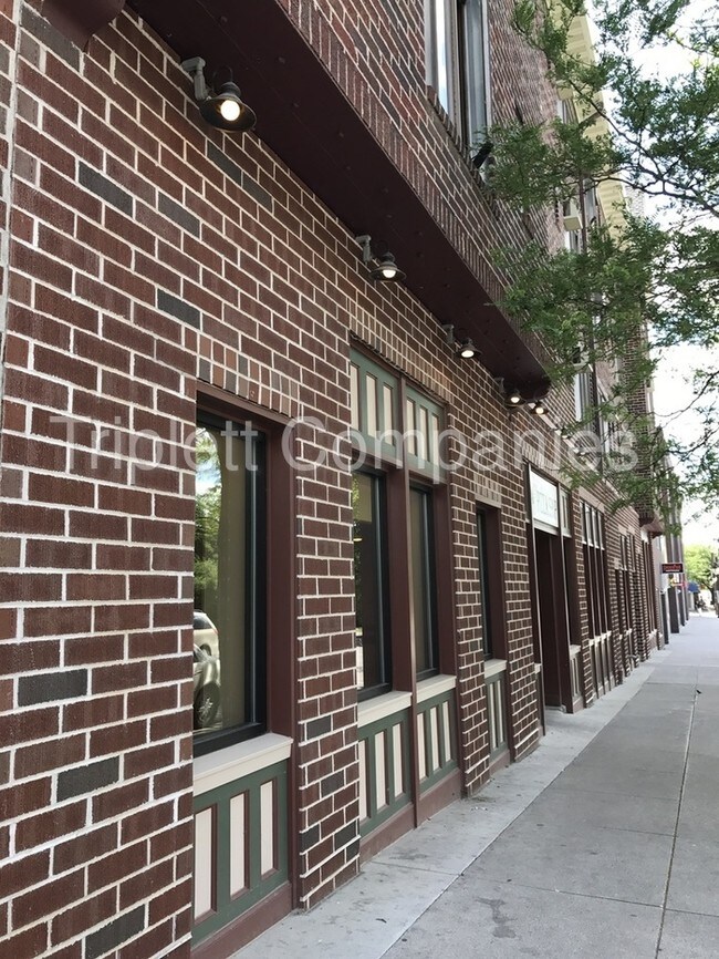 103 Stanton Ave Unit 13, Ames, IA 50014 Room for Rent in Ames, IA