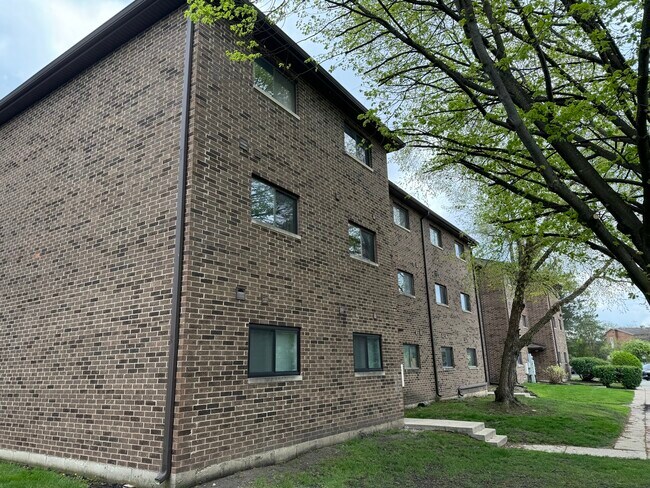 Building Photo - 2238 Abbeywood Dr