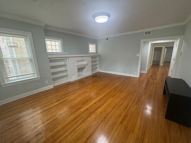 Foto del edificio - 5405 N Sawyer Ave