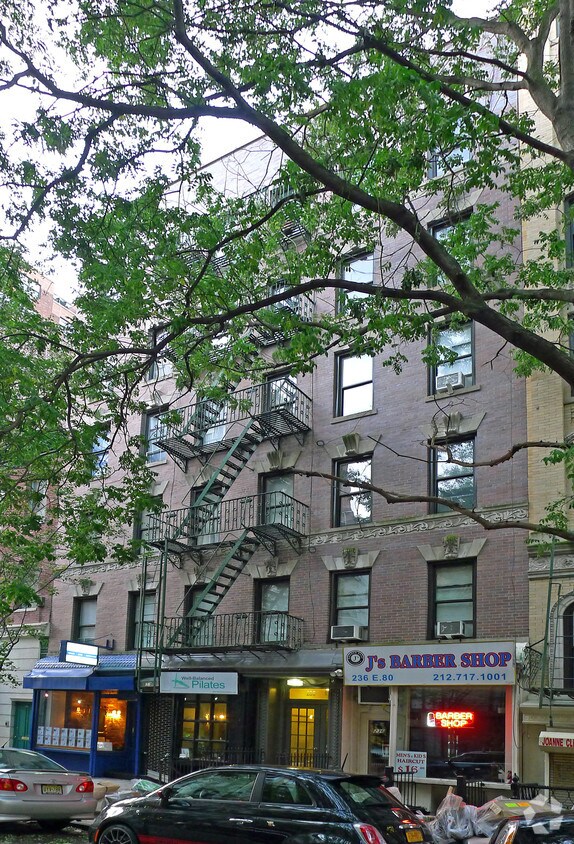 Foto principal - 236 E 80th St