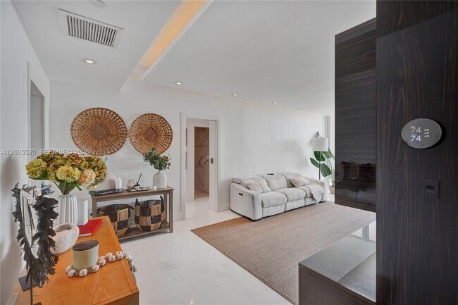 Foto del edificio - 800 Claughton Island Dr