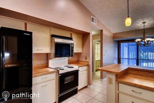 Foto del edificio - 1890 Long Pond Drive, Longwood, FL, 32779