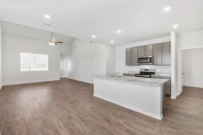 Building Photo - 10605 Bleat St
