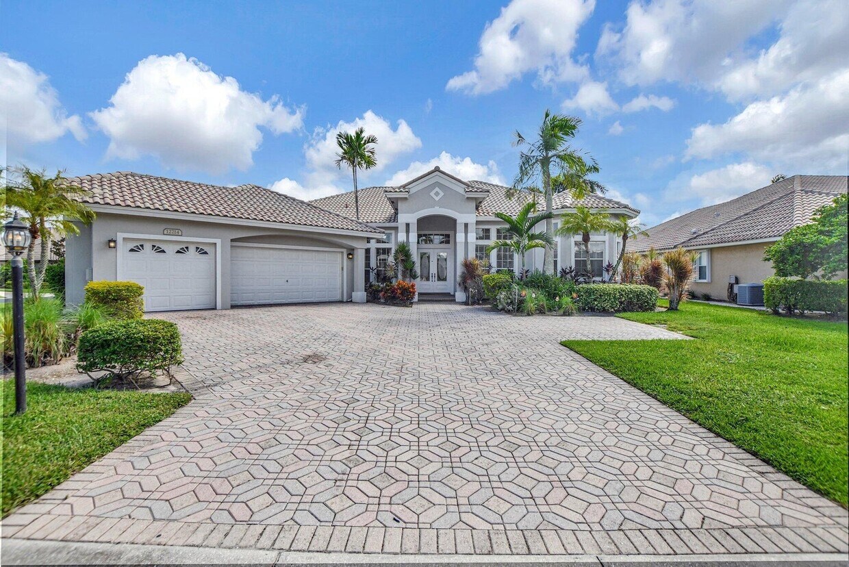 Foto principal - 12214 Kenton Way