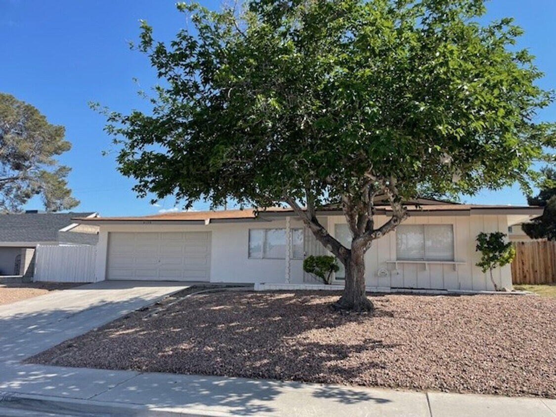 Primary Photo - 5129 Sugarfoot Ave ! 3 Bed / 2 Bath !