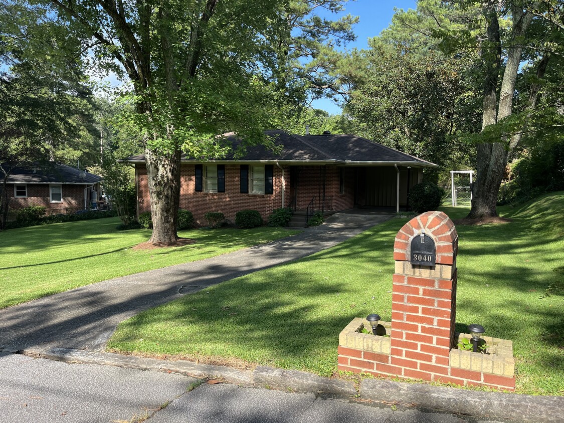 Primary Photo - 3040 Remington St