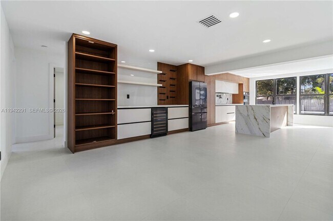 Foto del edificio - 5420 Lincoln St